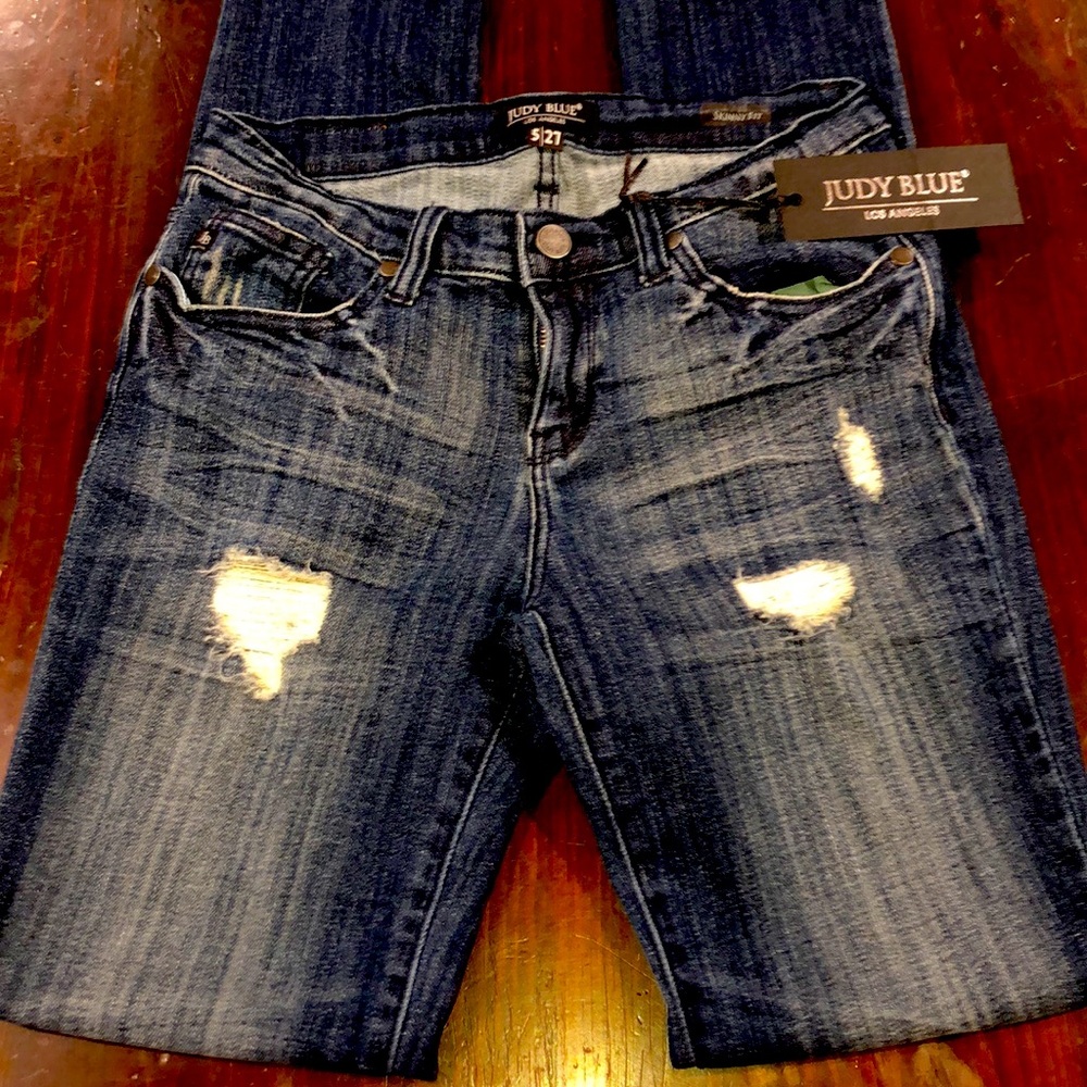 BRAND NEW!  Judy Blue Jeans